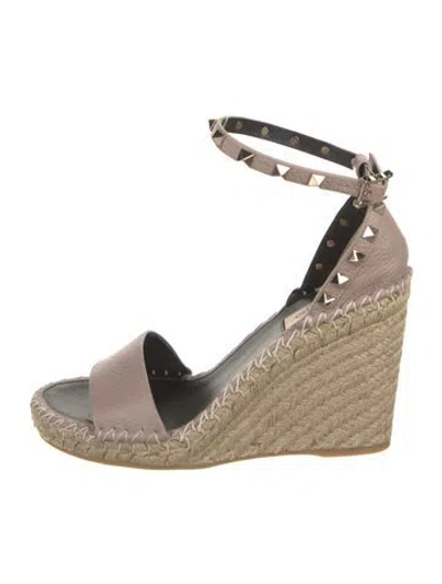 Pre-owned Valentino Garavani Leather Studded Accents Espadrilles In Neutral