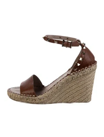 Pre-owned Valentino Garavani Leather Studded Accents Espadrilles In Neutral