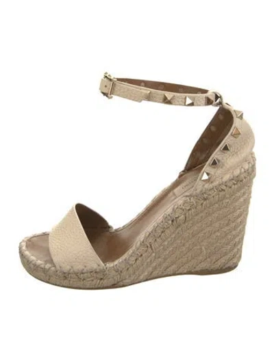 Pre-owned Valentino Garavani Leather Studded Accents Espadrilles In Neutral