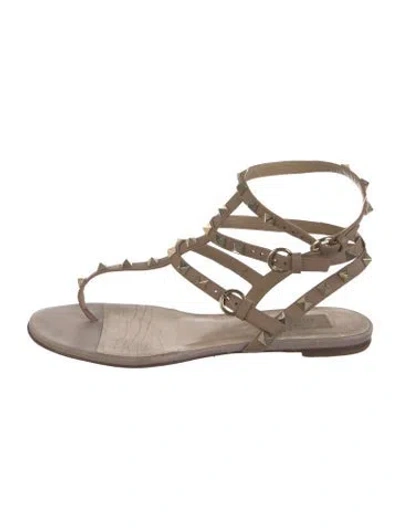 Pre-owned Valentino Garavani Leather Studded Accents Gladiator Sandals In Neutrals