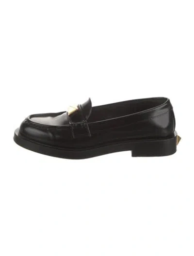 Pre-owned Valentino Garavani Leather Studded Accents Loafers In Black