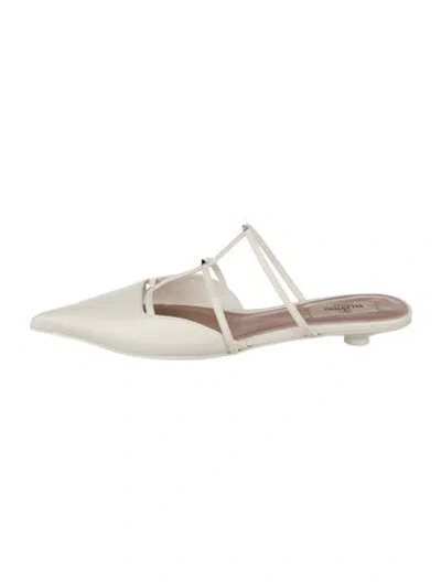 Pre-owned Valentino Garavani Leather Studded Accents Mules In Neutral