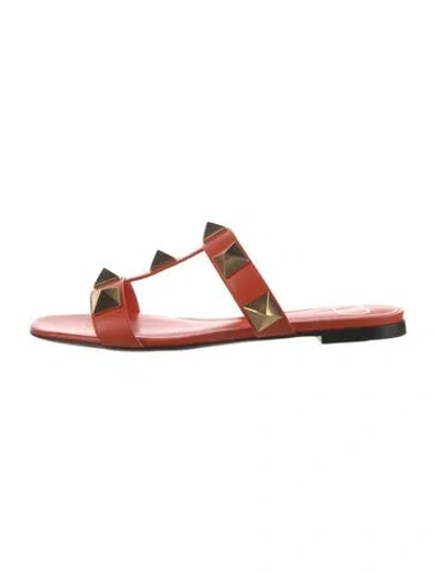 Pre-owned Valentino Garavani Leather Studded Accents Slides In Orange
