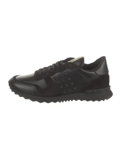 Pre-owned Valentino Garavani Leather Studded Accents Sneakers In Black