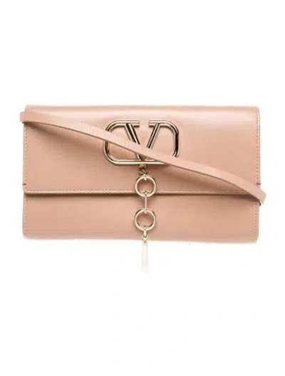 Pre-owned Valentino Garavani Leather Vcase Clutch In Neutral