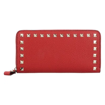 Valentino Garavani Valentino Leather Wallet With Zip And Rockstads In Red