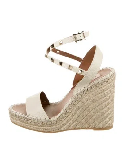 Pre-owned Valentino Garavani Leather Whipstitch Trim Espadrilles In Neutral