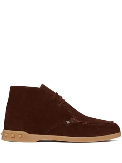 Valentino Garavani Leisure Flows Suede Desert Boots In Red