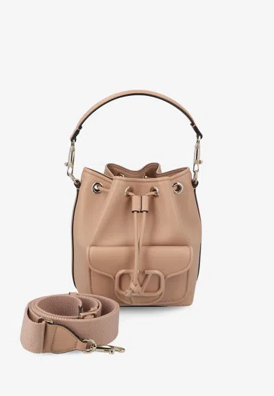 Valentino Garavani Locò Vlogo Bucket Bag In Calf Leather In Pink