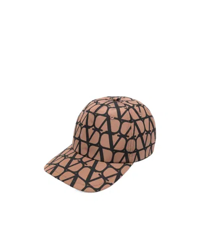 Valentino Garavani Logo Baseball Cap In Nude | ModeSens