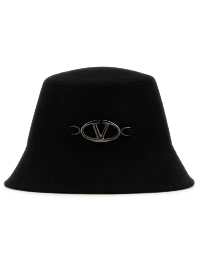 Valentino Garavani Logo Bucket Hat In Black