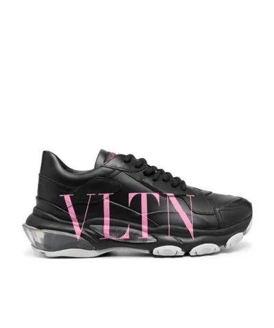 Valentino Garavani Logo Casual Sports Shoes In Black
