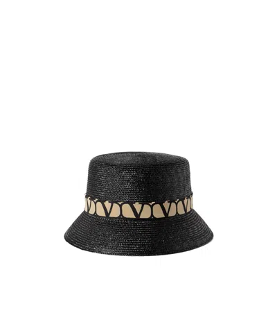 Valentino Garavani Logo Fisherman's Hat In Black