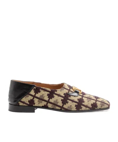 Valentino Garavani Logo Loafers In Black