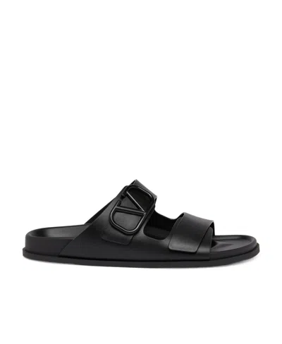 Valentino Garavani Logo Logo Flip-flops In Black