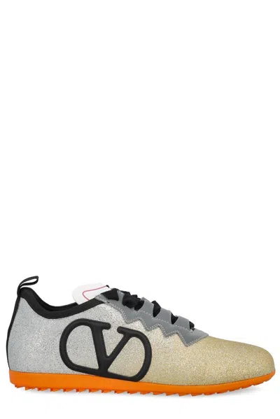VALENTINO GARAVANI LOGO PATCH LACE-UP SNEAKERS