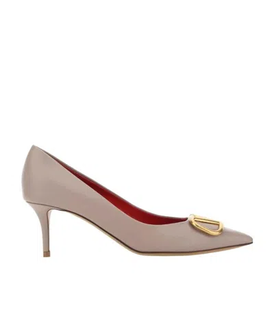 Valentino Garavani Valentino Vlogo Signature 80 Leather Pump In Beige