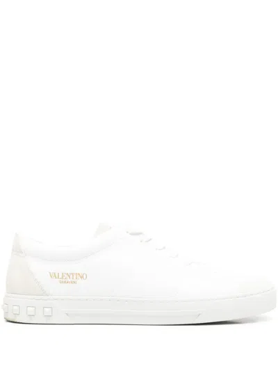 Pre-owned Valentino Garavani Logo-print Low-top Trainers In White