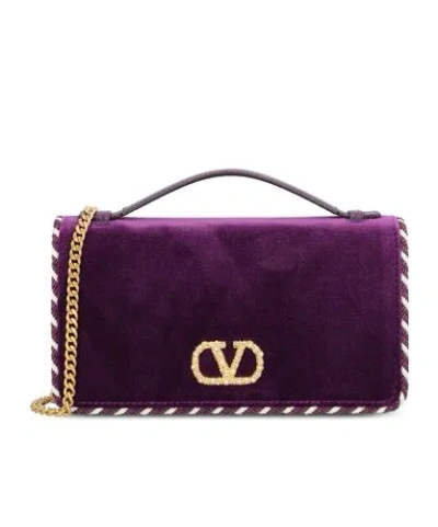 Valentino Garavani Logo Shoulder Bag In Black