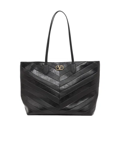 Valentino Garavani Logo Shoulder Bag In Black