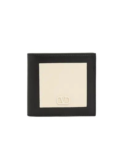 Valentino Garavani Logo Wallet In Nude