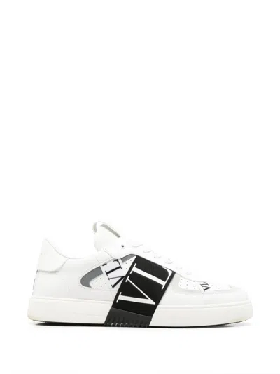 Pre-owned Valentino Garavani Logo-detail Lace-up Sneakers In White