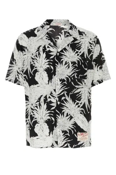 Valentino Pineapple-print Short-sleeve Shirt In Schwarz