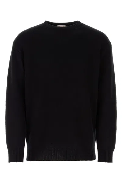 Valentino Cashmere Crewneck Jumper With Stud In Black