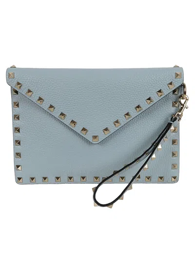 Valentino Garavani Medium Flat Pouch Rockstud In Blu Porcellana