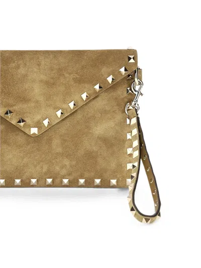 Valentino Garavani Valentino Medium Flat Pouch  Rockstud In Havanabeig
