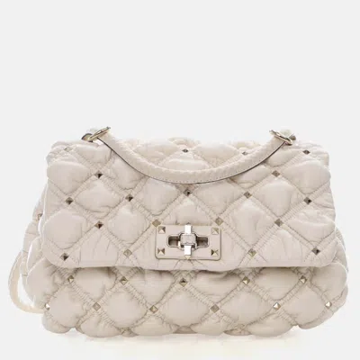 Pre-owned Valentino Garavani Medium Lambskin Spikeme Flap Bag In White