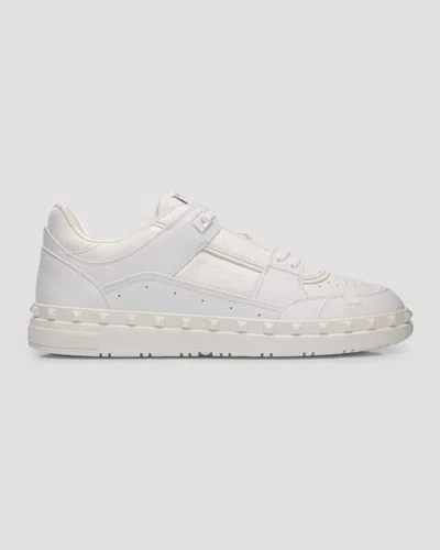 VALENTINO GARAVANI MEN'S FREEDOTS LEATHER LOW-TOP SNEAKERS