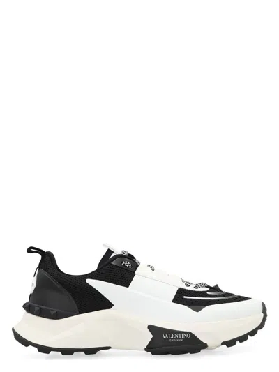 VALENTINO GARAVANI MEN'S VALENTINO GARAVANI - TRUE ACT MESH SNEAKERS