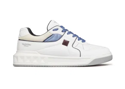 Pre-owned Valentino Garavani Men's Valentino One Stud Low Sneakers In White/blue