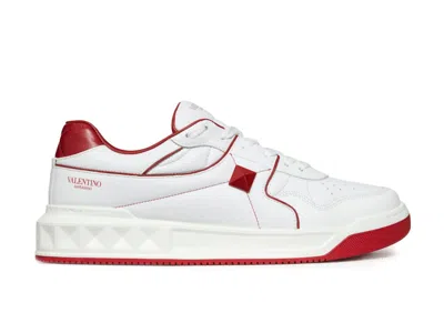 Pre-owned Valentino Garavani Men's Valentino One Stud Lowtop Sneakers In White/red
