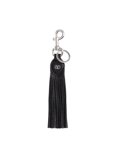 Valentino Garavani Signature Vlogo Leather Keychain In Gray
