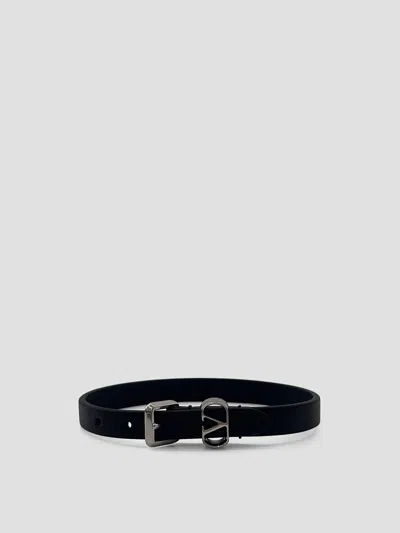 Valentino Garavani Valentino Mini Leather Statement Bracelet In Black