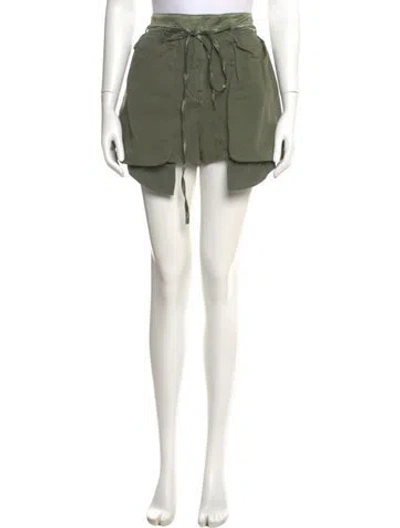 Pre-owned Valentino Mini Shorts In Green