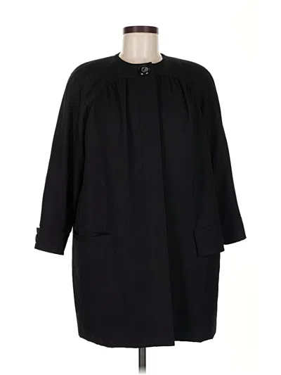 Pre-owned Valentino Miss V Coat In Black