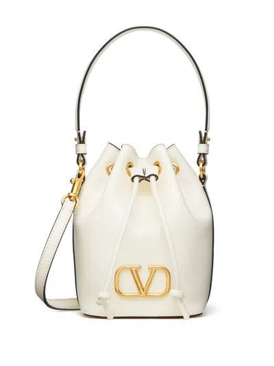 Valentino Garavani Vlogo Chain Leather Bucket Bag In White Gold