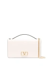 VALENTINO GARAVANI NEUTRAL VLOGO SIGNATURE LEATHER WALLET-ON-CHAIN