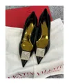 Valentino One Stud 40mm Leather Pumps In Black