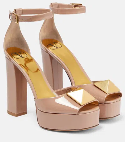 Valentino Garavani Beige One Stud Platform Heels In Gf9 Rose Cannelle