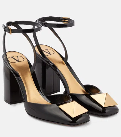 Valentino Garavani One Stud Patent Leather Pumps In Black