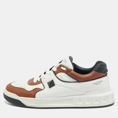 Pre-owned Valentino Garavani One Stud Size 43 White/brown Leather Lace Up Sneakers
