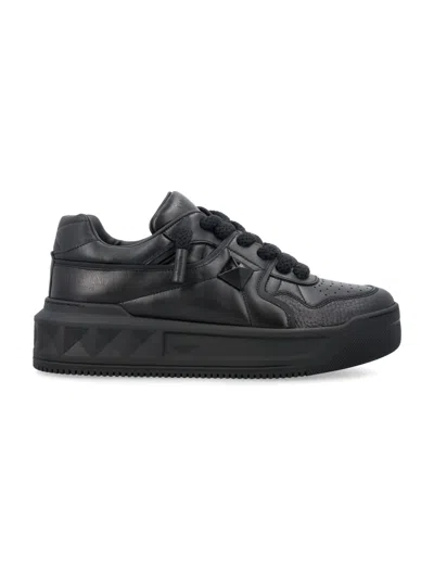 Valentino Garavani Black One Stud Xl Nappa Leather Low-top Sneakers