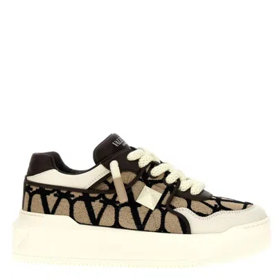 VALENTINO GARAVANI VALENTINO ONE STUD XL LOW-TOP SNEAKERS