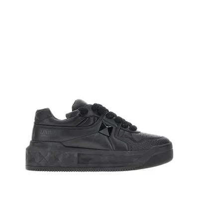 Valentino Garavani One Stud Xl Leather Low-top Sneakers In Black