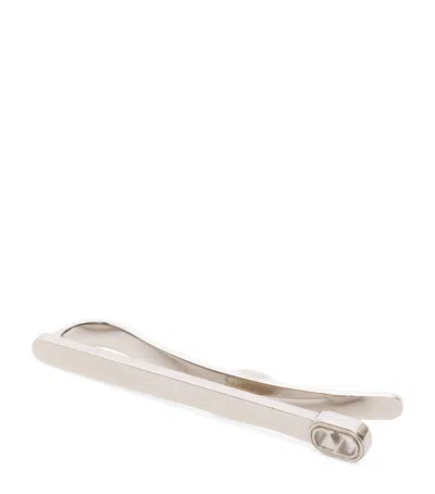 Valentino Garavani Ovalette Vlogo Tie Clip In White