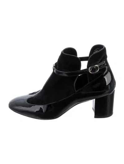 Pre-owned Valentino Garavani Patent Leather Boots In Black